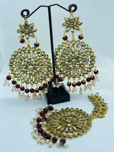 Kundan maangtikka and earrings set