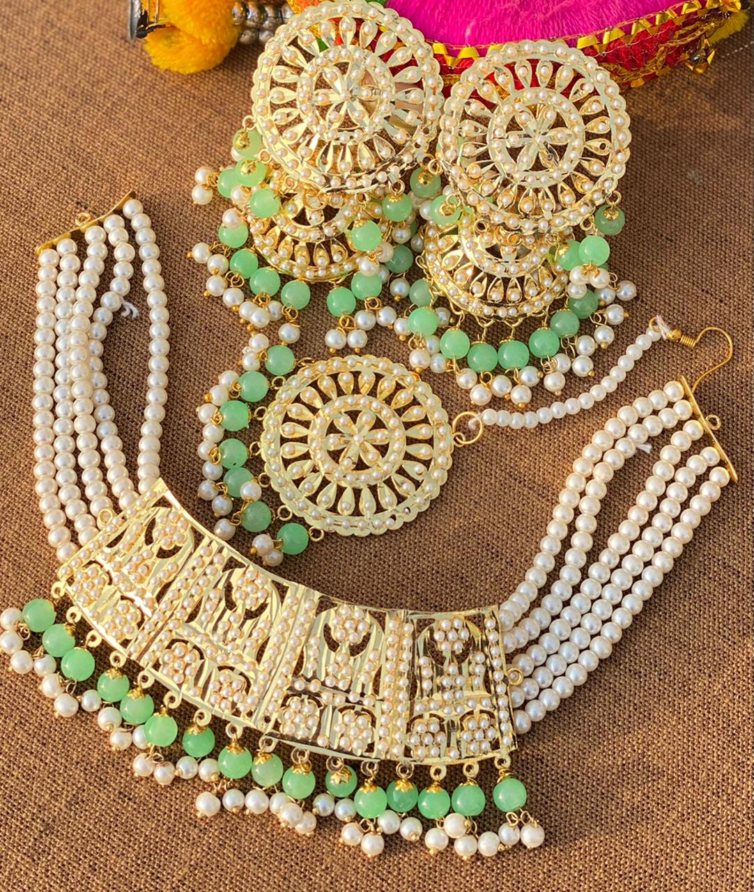 Joyful Pearl Necklace Set
