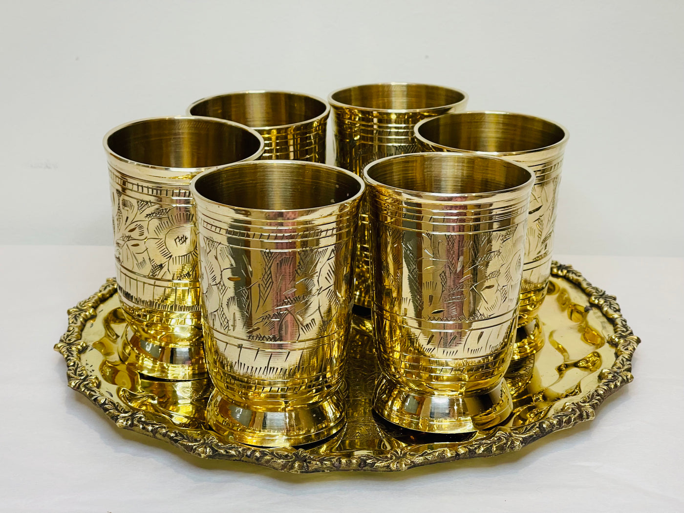 Bronze Tray set comes with 1 tray and, 6 Glasses